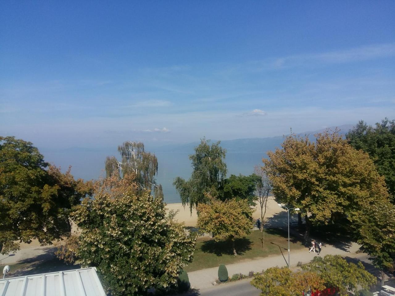 Apartment Plaisir Pogradec Esterno foto
